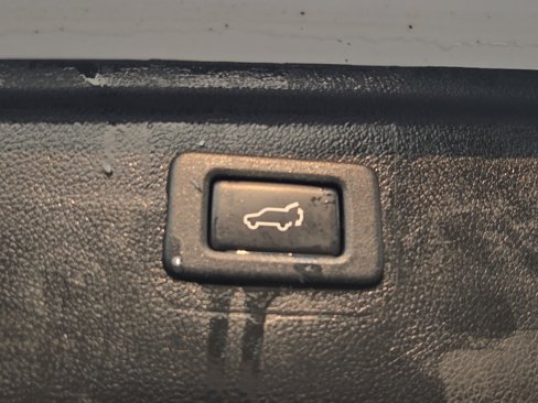 Used 2019 Subaru Outback 2.5i Premium image 17