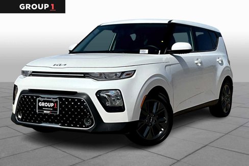 Used 2022 Kia Soul EX image 1
