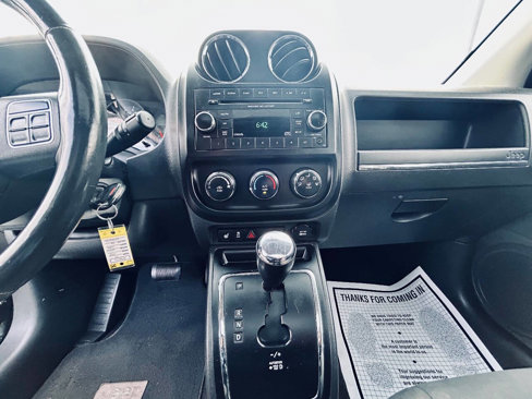 Used 2013 Jeep Compass Latitude w/ Sun/Sound Group image 13