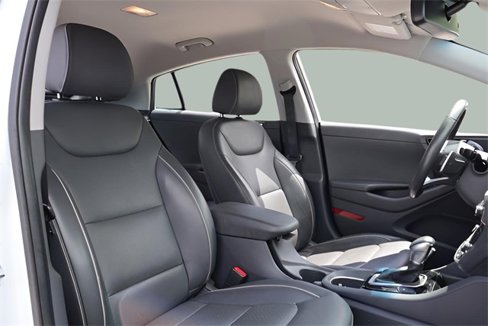 Used 2019 Hyundai Ioniq Limited image 16