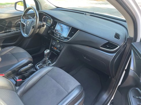 Used 2018 Buick Encore Preferred image 14