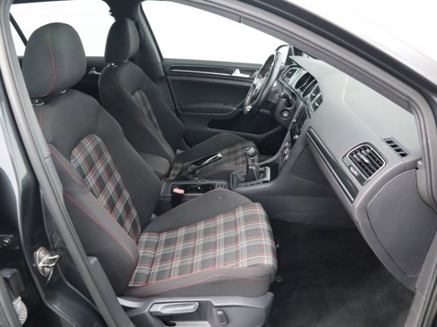 Used 2015 Volkswagen GTI S image 19