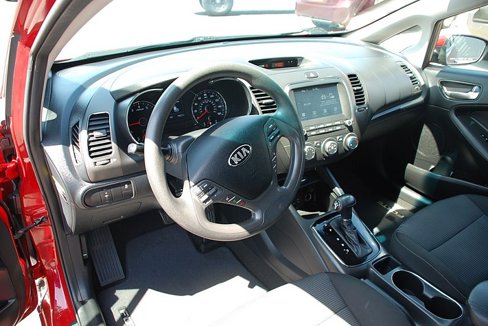 Used 2017 Kia Forte LX w/ LX Popular Plus Package image 11