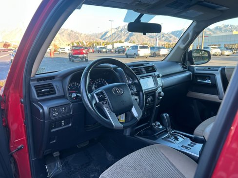 Used 2014 Toyota 4Runner SR5 image 10