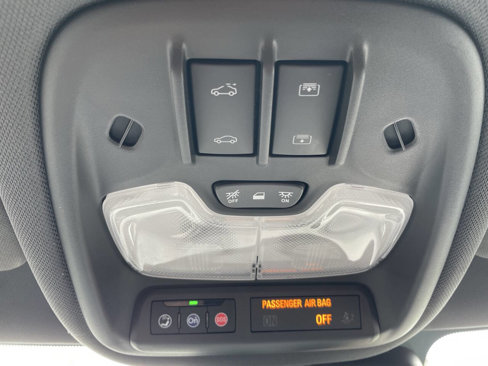 Used 2023 Chevrolet TrailBlazer ACTIV w/ Sun and Liftgate Package image 28