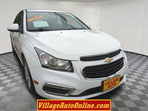 Used 2015 Chevrolet Cruze LT image 14