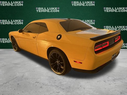 Used 2017 Dodge Challenger SXT w/ Blacktop Package image 15