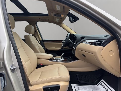 Used 2017 BMW X3 xDrive28i image 18