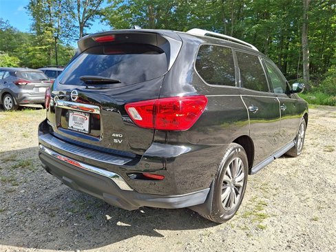 Certified 2020 Nissan Pathfinder SV image 24