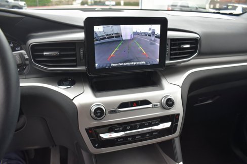 Used 2022 Ford Explorer XLT w/ Equipment Group 202A image 20