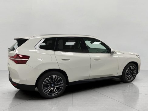 New 2026 BMW X3 xDrive30 w/ Premium Package image 2
