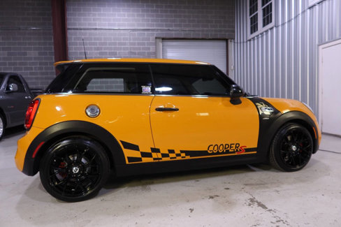 Used 2015 MINI Cooper S image 6