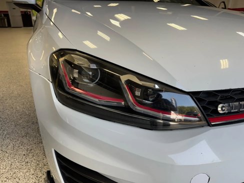 Used 2015 Volkswagen GTI S image 7