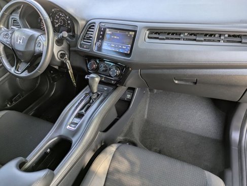 Used 2020 Honda HR-V Sport image 30