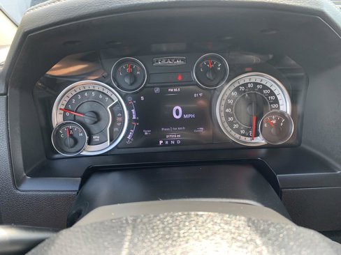 Used 2016 RAM 1500 Laramie w/ Convenience Group image 19