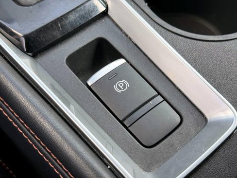 Certified 2020 Nissan Altima 2.5 SR w/ Premium Package image 32