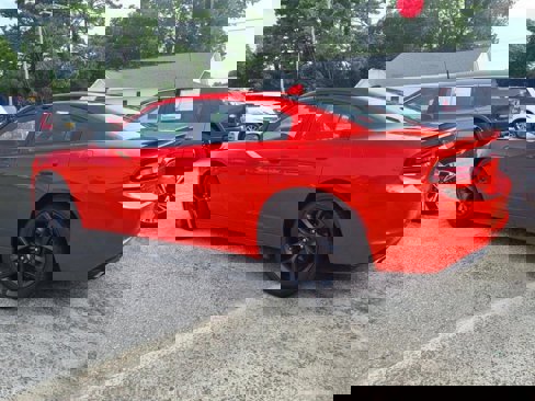 Used 2023 Dodge Charger SXT w/ Blacktop Package image 8