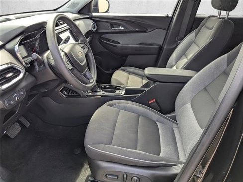 Used 2023 Chevrolet TrailBlazer LT w/ Convenience Package image 16