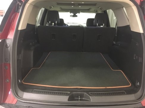 Used 2017 GMC Acadia SLE w/ Driver Alert Package I image 14