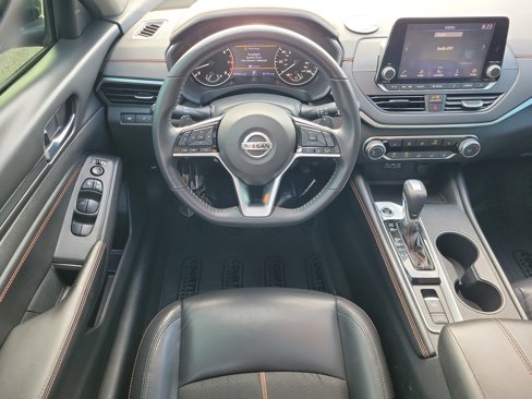 Certified 2021 Nissan Altima 2.5 SR w/ SR Premium Package image 17