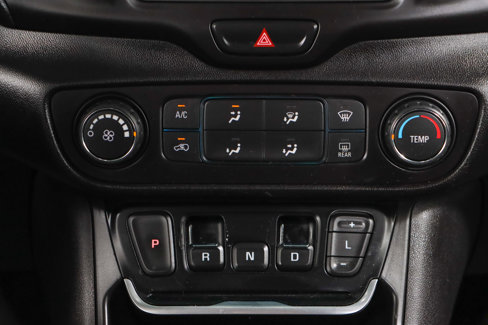 Used 2018 GMC Terrain SLE image 20