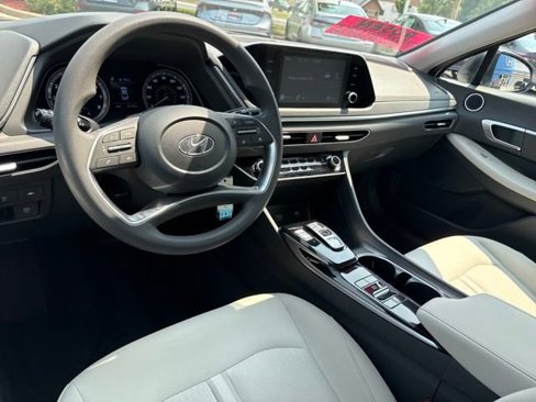 Certified 2023 Hyundai Sonata SE w/ Preferred Accessory Package image 14