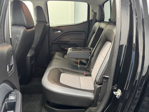 Used 2018 Chevrolet Colorado Z71 image 30