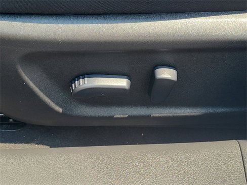 Used 2024 Nissan Altima 2.5 SV image 17