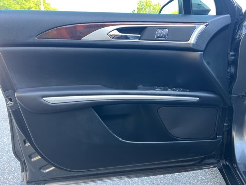 Used 2016 Lincoln MKZ Hybrid w/ Equipment Group 600A Reserve image 9