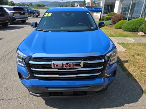 Used 2025 GMC Terrain Elevation image 9