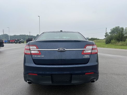 Used 2017 Ford Taurus SEL w/ Equipment Group 201A image 5