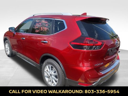Used 2018 Nissan Rogue SV w/ Premium Package image 9