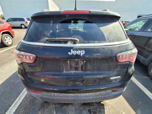 Used 2021 Jeep Compass Latitude w/ Sun and Sound Group image 5