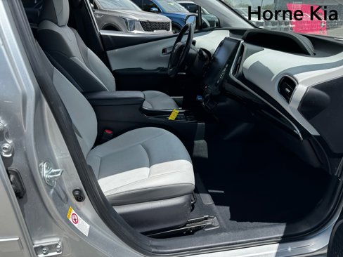 Used 2020 Toyota Prius Prime Limited image 26