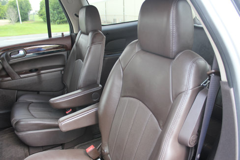 Used 2014 Buick Enclave Leather w/ Trailering Provision Package image 46
