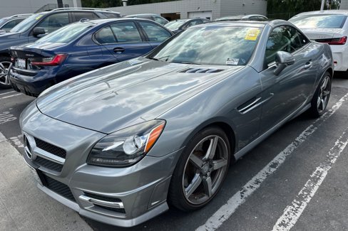 Used 2015 Mercedes-Benz SLK 250 image 2