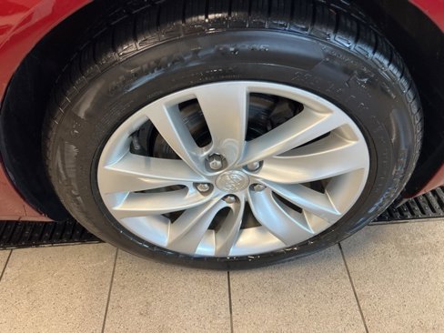 Used 2017 Buick Regal Premium w/ Driver Confidence Package #1 image 9