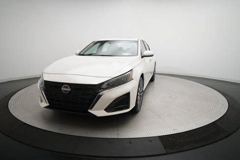 Certified 2024 Nissan Altima 2.5 SV image 33