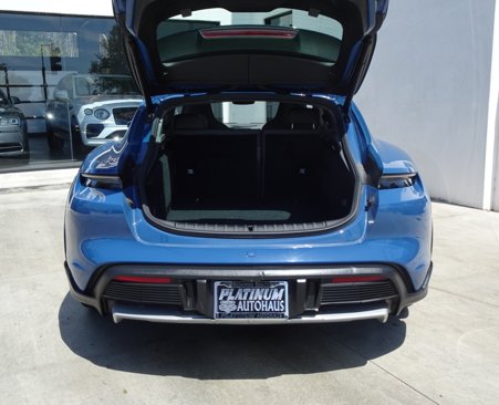 Used 2022 Porsche Taycan 4 Cross Turismo image 6