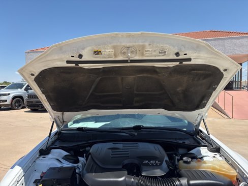 Used 2015 Chrysler 300 Limited image 44