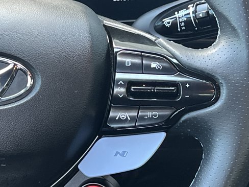 Used 2023 Hyundai Elantra N image 29