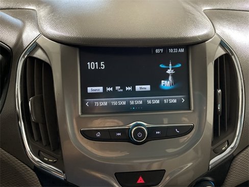 Used 2017 Chevrolet Cruze LT image 19