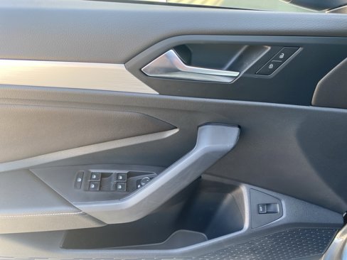 New 2025 Volkswagen Jetta S image 23