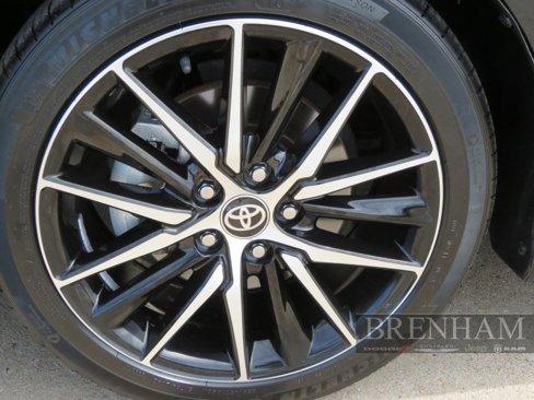 Used 2024 Toyota Camry SE image 10