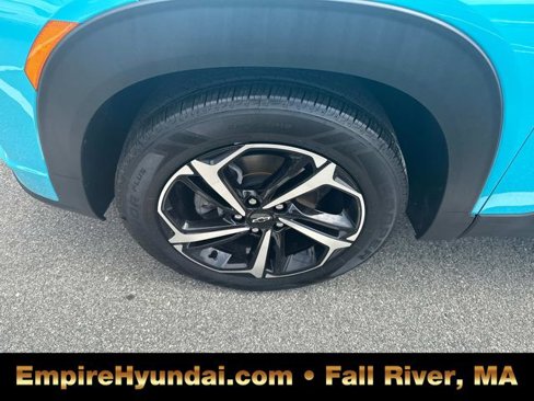 Used 2022 Chevrolet TrailBlazer RS w/ Sun and Liftgate Package image 14