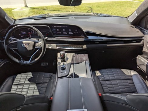Used 2023 Cadillac Escalade V image 16