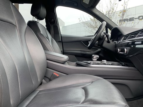 Used 2018 Audi Q7 3.0T Premium Plus w/ Premium Plus Package image 35