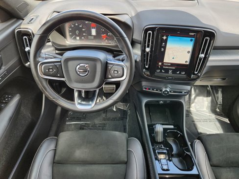 Used 2021 Volvo XC40 T5 R-Design w/ Advanced Package image 26