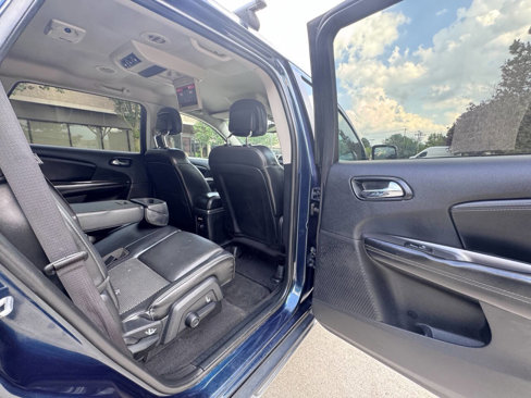 Used 2015 Dodge Journey Crossroad w/ Flexible Seating Group image 23
