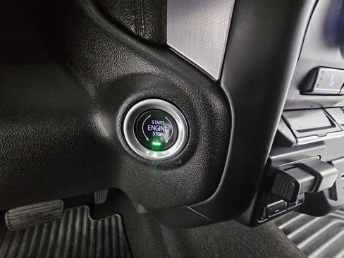 Used 2020 GMC Sierra 1500 SLE image 14